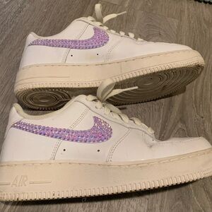 White Custom AIRFORCE ONE Nike with Purple Accents
